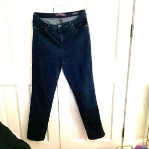 Gloria Vanderbilt Amanda Jeans size 12